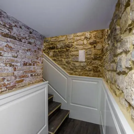 Apartament Palace Bajamonti 3 By Aula Split