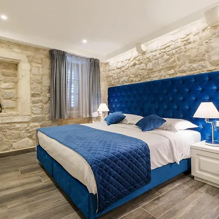 Apartament Palace Bajamonti 3 By Aula Split